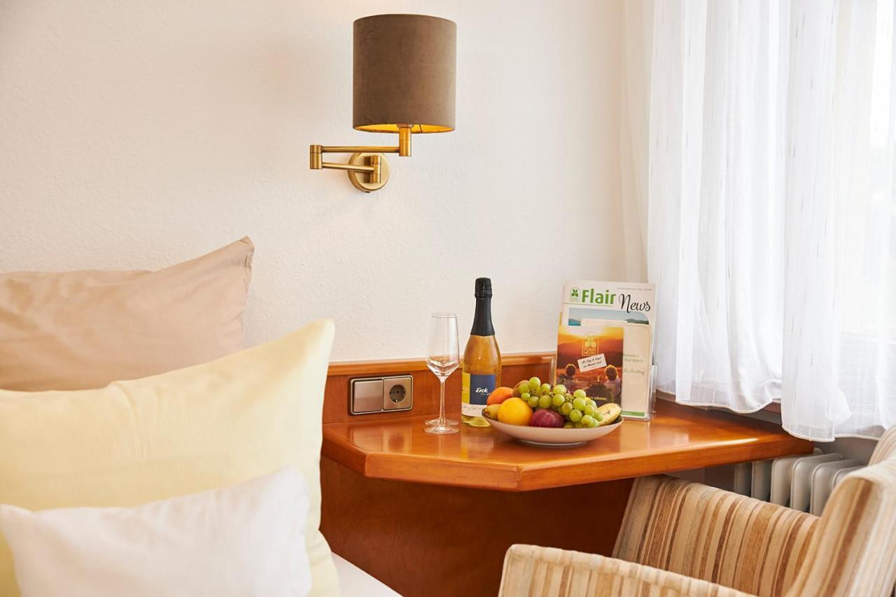 Erck- Flair Hotel & Restaurant باد شونبورن المظهر الخارجي الصورة