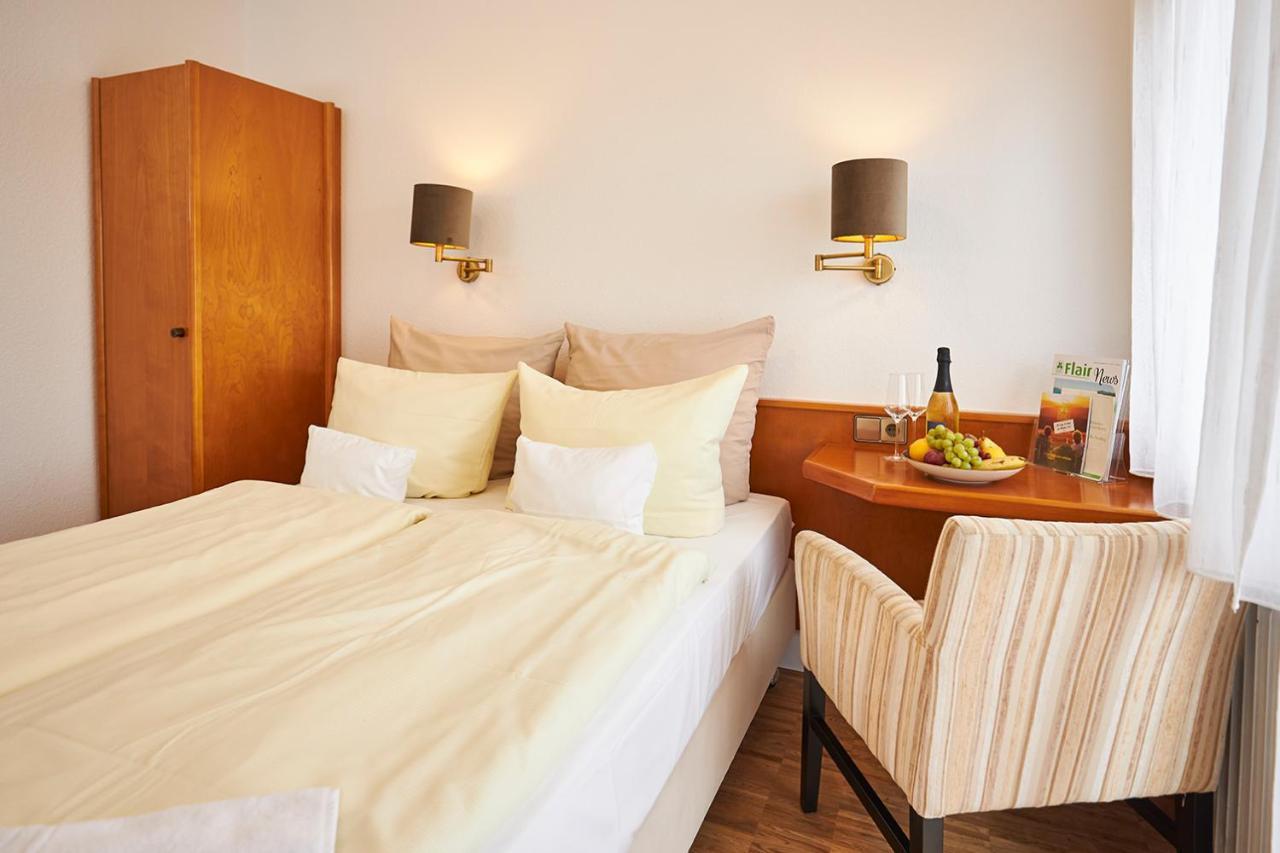 Erck- Flair Hotel & Restaurant باد شونبورن المظهر الخارجي الصورة